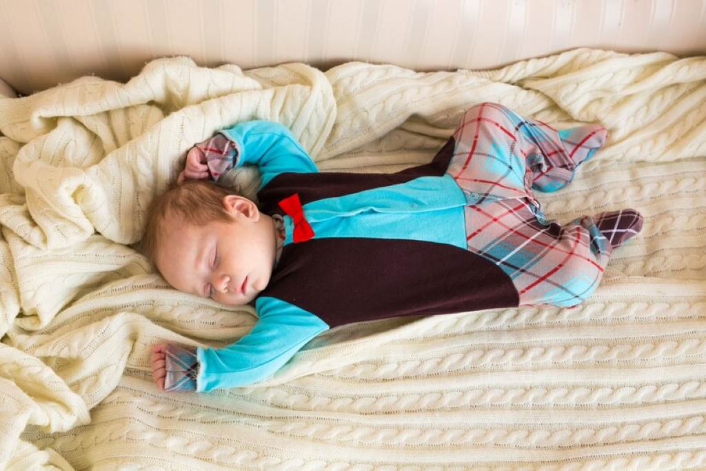 Worst Sleeping Positions for Baby with Stuffy Nose to Avoid