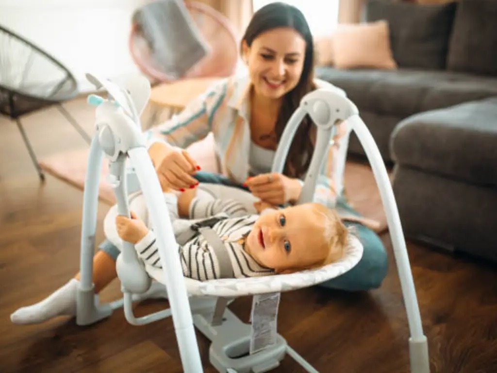 Soothing Your Baby: Benefits of Traditional Baby Swing Motion