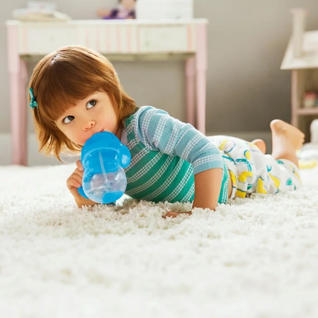 Munchkin Any Angle Click Lock Weighted Straw Trainer Cup (Blue)