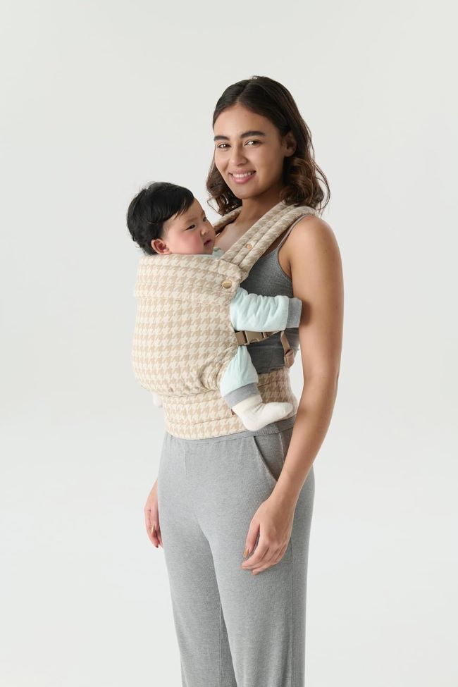 NEST BLANCHE ergonomic baby carrier in houndstooth with breathable cotton fabric for hands-free newborn to toddler comfort